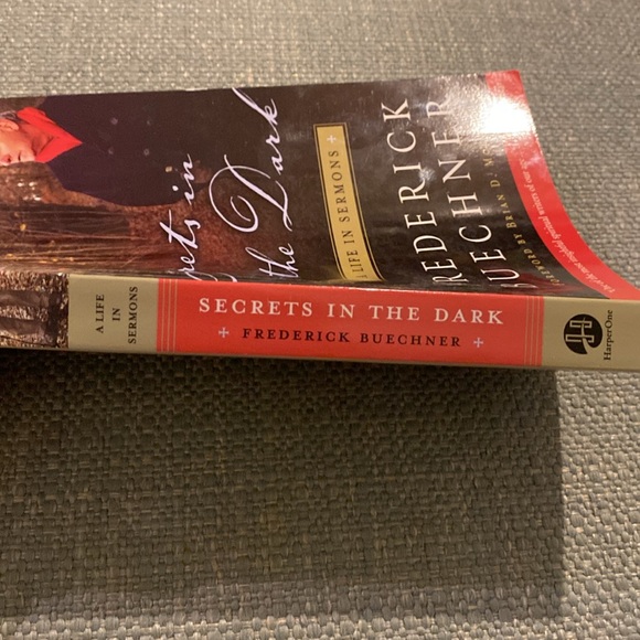 EUC book Secrets in the Dark by Frederick Buechner - Picture 2 of 6
